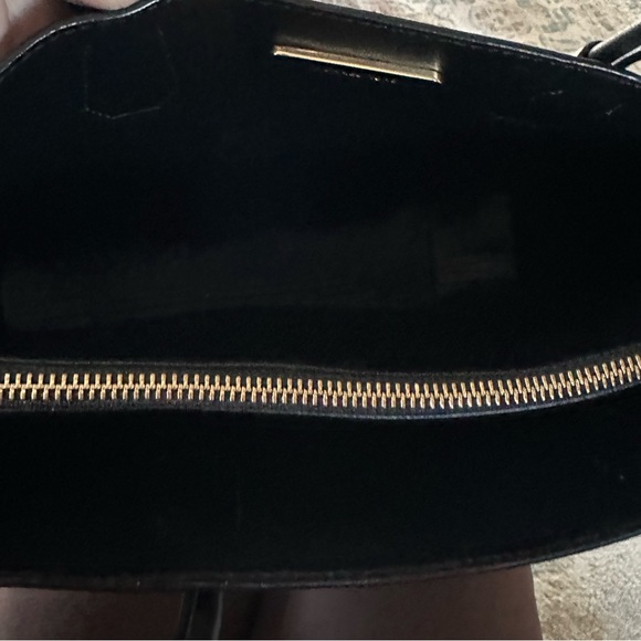 Michael Kors black handbag. Great condition - Picture 6 of 10